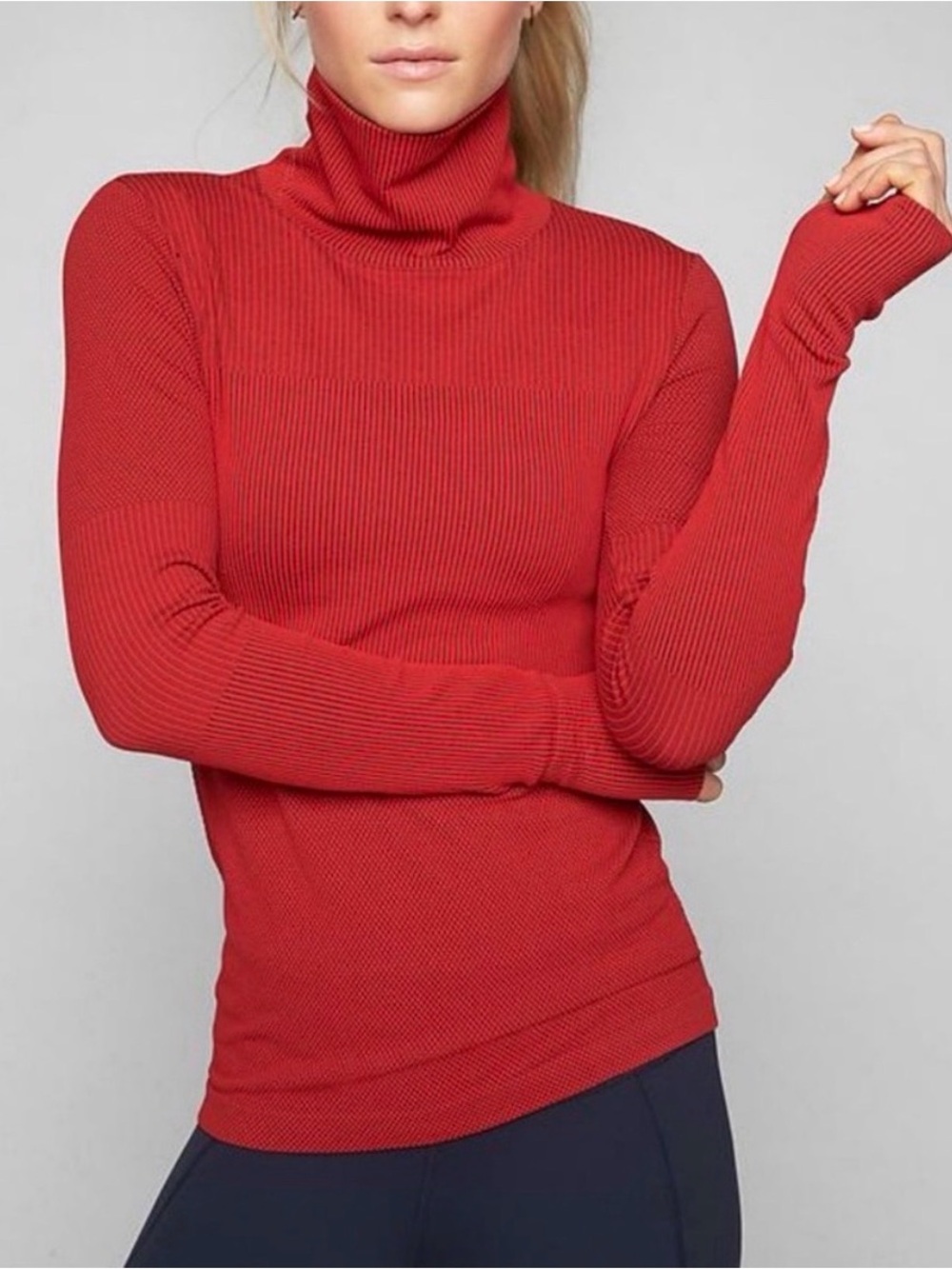 Athleta Flurry Red Ribbed Turtleneck Top Sweater in Canyon Red - Women's Medium